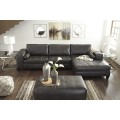 Nokomis 2pc Sectional with Chaise